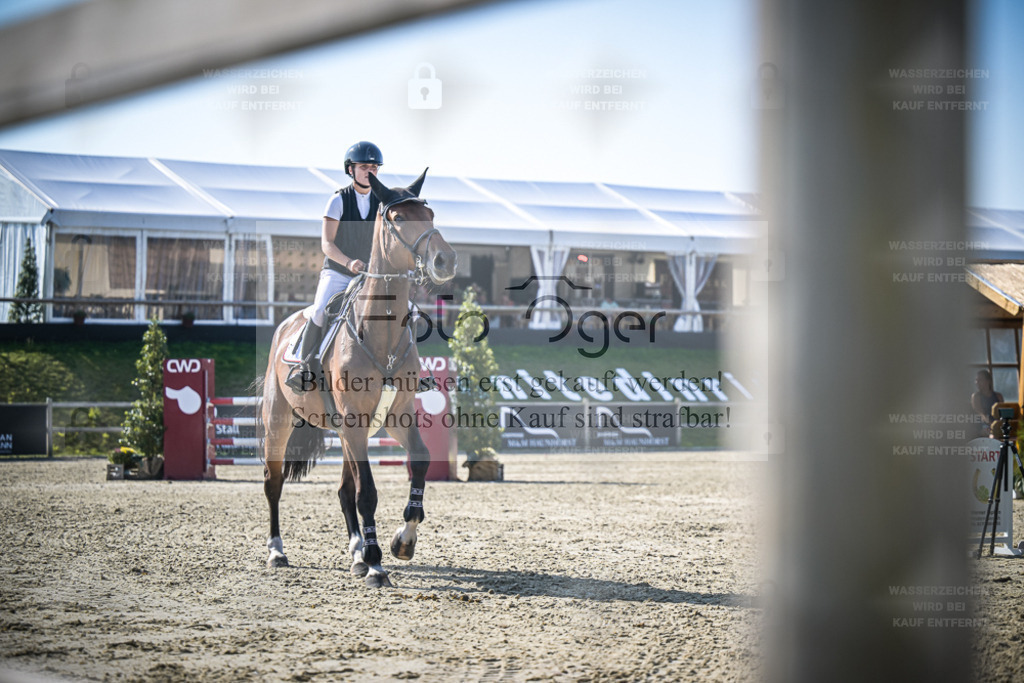 DOS_0064 | Entdecke hochwertige Reitturnierfotos von Foto Oger. Professionell, emotional und authentisch – jetzt Lieblingsmomente im Shop bestellen. - Realisiert mit Pictrs.com