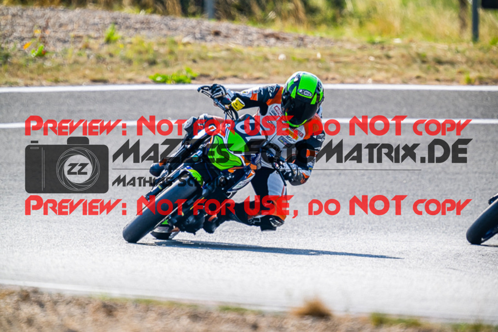 MaZZes_FotoMatrix_220722_9028 | TWIN