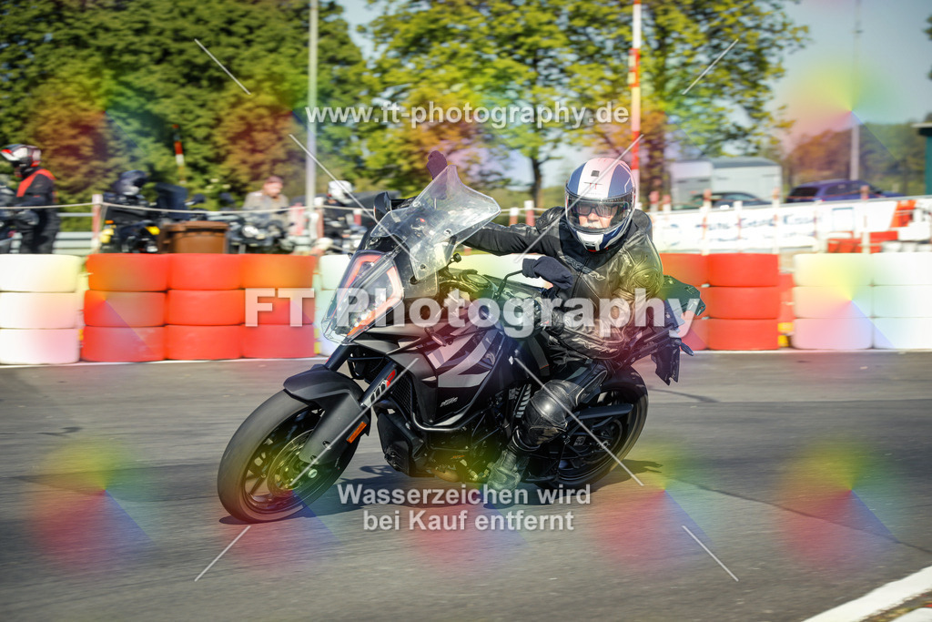 OBK_Mai_Volker_Adam-10091 | Hier findet Ihr Bilder von Touristenfahrten auf der Nürburgring Nordschleife oder von anderen Veranstaltungen die ich besucht habe. Viel Spass beim Durch Schauen 