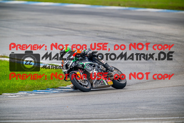 MaZZes_FotoMatrix_220925_6484 | IDM1000