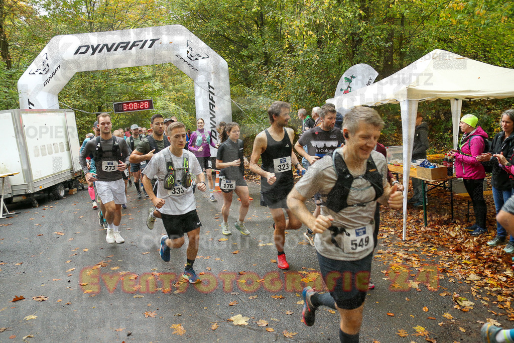 241027_1008_EX1_3534 | Sportfotografie im Rhein-Sieg Kreis, Köln, Bonn, NRW, Rheinland Pfalz, Hessen, etc. Unser Tätigkeitsfeld umfasst den Laufsport vom Volkslauf über den Marathon, Duathlon, Triathon bis zum Ultralauf wie Kölnpfad Ultra oder Schindertrail.