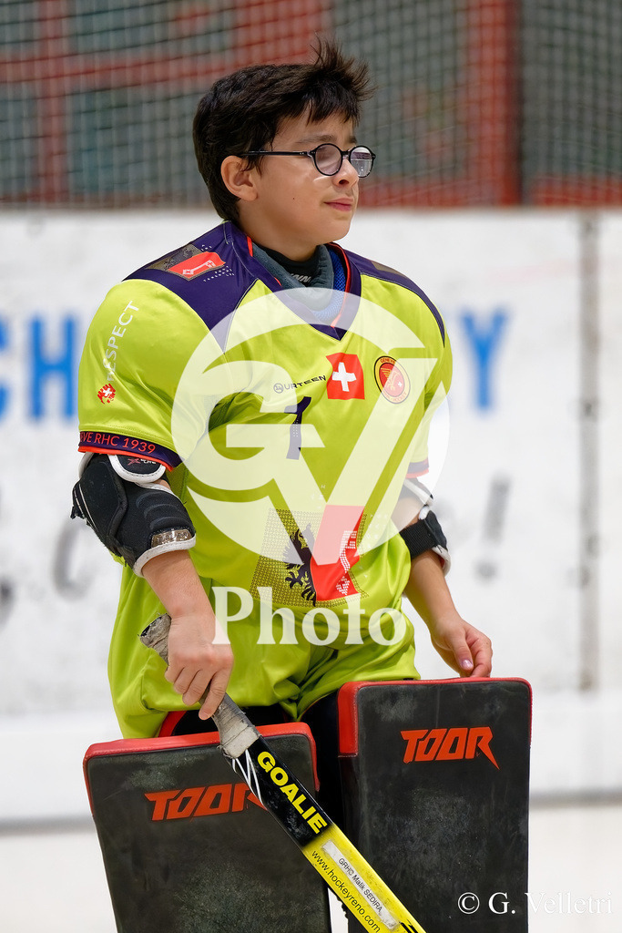 Super League  - Servette FC  v FC Zurich  | during the Super League  game between Servette FC  and FC Zurich  at Stade de Geneve  in Lancy , Switzerland 