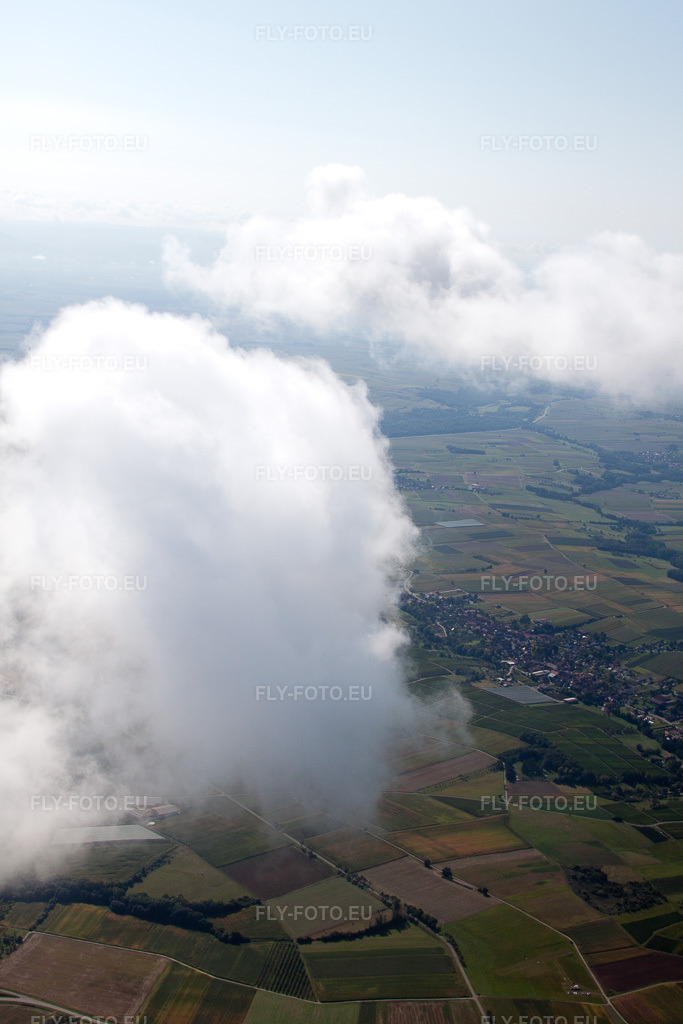 Vue aérienne: Vue de la ville à Riedseltz dans le département Bas Rhin, France. Photo: IMG_21007.jpg prise le 06/09/2009 par Werner Riehm/FLY-FOTO.euRésolution de l'original: 3168 x 4752 px