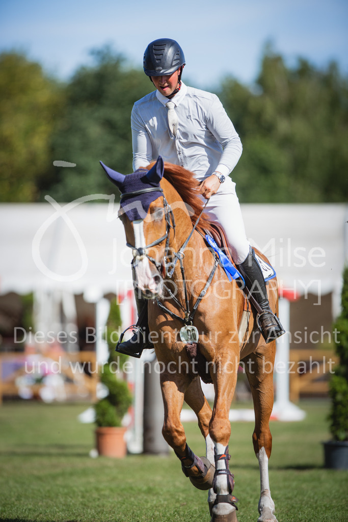 220717_LC_GroßerPreis-950 | Deine schönsten Turniermomente als professionelle Fotos! Entdecke hochwertige Pferdesport-Fotografie im Online-Shop. Jetzt Fotos finden & bestellen!