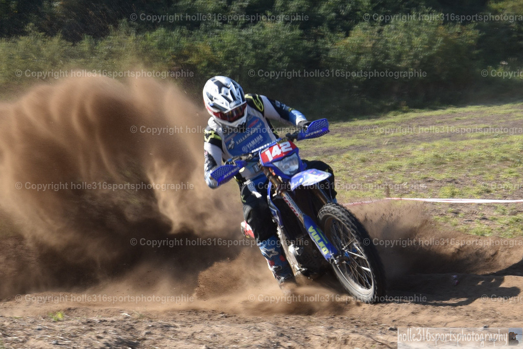 DSC_0348 | Sportfotografie , Motorsport, Motoross, Reitsport, Mointainbike, Enduro,
Landschaft , Outdoor, Eventfotografie, Landschaft, Bilder online bestellen - Realisiert mit Pictrs.com