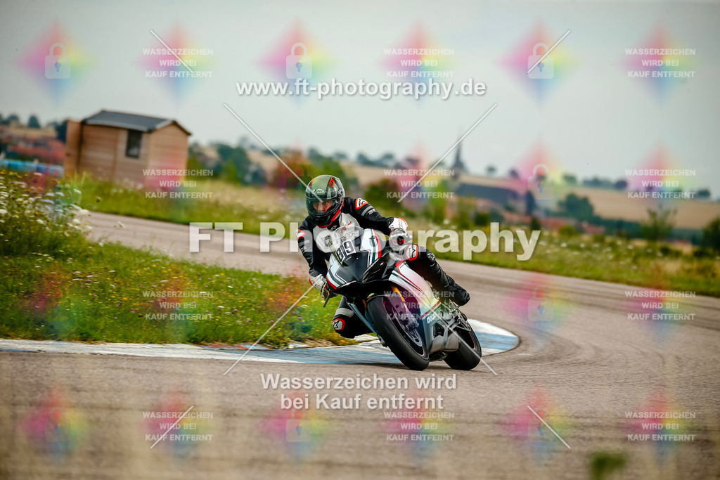 Chambley Juli-2353 | Hier findet Ihr Bilder von Touristenfahrten auf der Nürburgring Nordschleife oder von anderen Veranstaltungen die ich besucht habe. Viel Spass beim Durch Schauen 