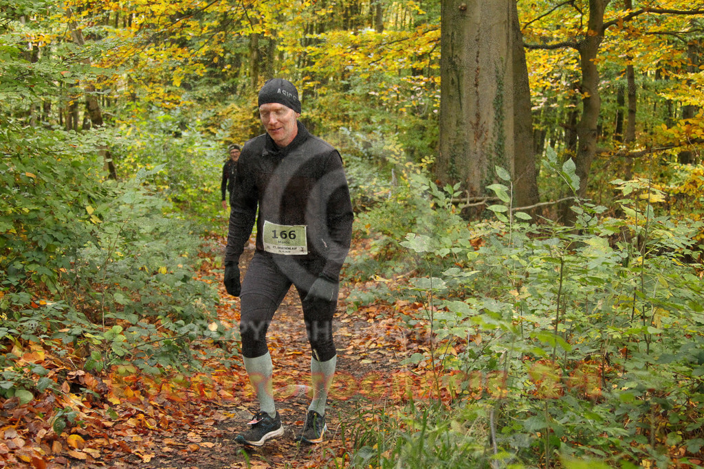 251026_1317_EV4_6728 | Sportfotografie im Rhein-Sieg Kreis, Köln, Bonn, NRW, Rheinland Pfalz, Hessen, etc. Unser Tätigkeitsfeld umfasst den Laufsport vom Volkslauf über den Marathon, Duathlon, Triathon bis zum Ultralauf wie Kölnpfad Ultra oder Schindertrail.