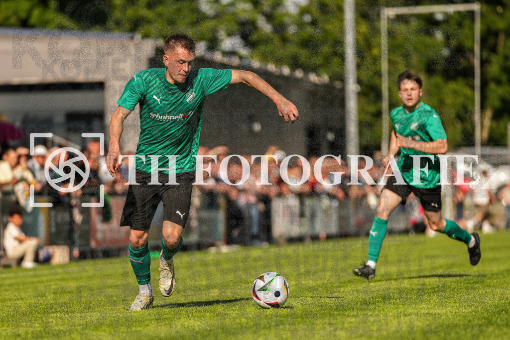 GER, FC Zell - FC Wittlingen, Fussball, Rothaus Bezirkpokal, Finale, Saison 2024/2025, 29.05.2025 | GER, FC Zell - FC Wittlingen, Fussball, Rothaus Bezirkpokal, Finale, Saison 2024/2025, 29.05.2025Foto: TH Fotografie/Alessio Bosco