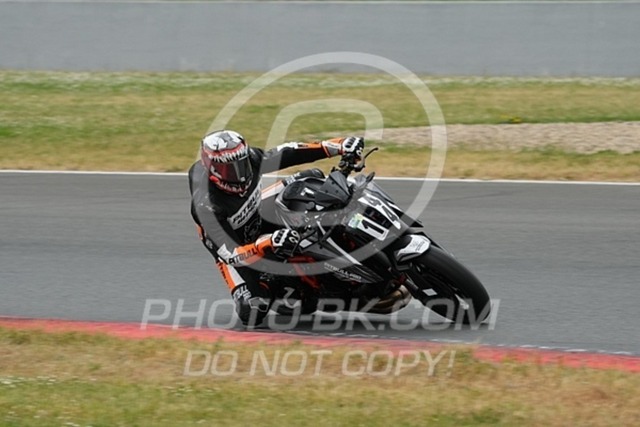 2024_05_18_PBK_36003 | Sportfotografie; SlowMotion; Video; Rennstrecke; Hafeneger; Speer; Racing; RSE; BMW; CBO; Trackday; Motorsportarena; Hockenheimring; Brno; Most; Barcelona; Valencia