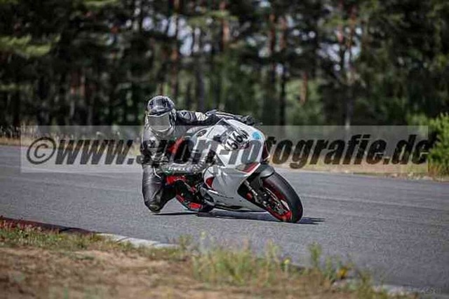 pubi2011 | Professionelle Fotos von Sportveranstaltungen, aber auch Hochzeiten und anderen Events. - Realisiert mit Pictrs.com