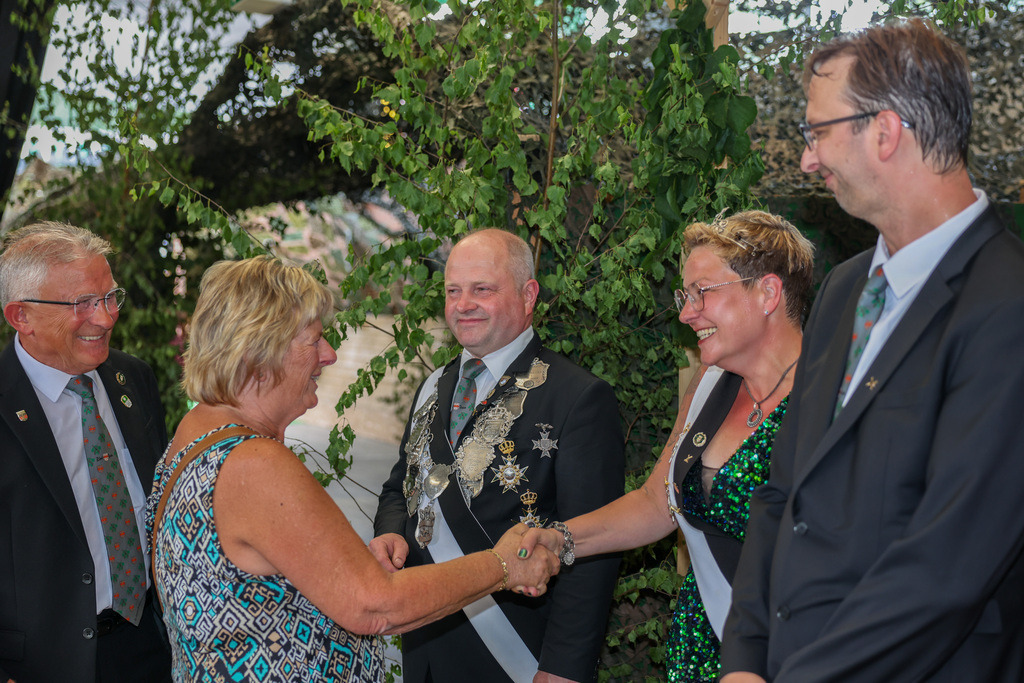 top-top.de-250704-013 | Foto, Video, Fotografie, Videografie, Fotobox, DJ, Discjockey, Musik, Musikbox, Veranstaltung, Photobooth, Amazon, Ebay, Buchtipp, Bestseller, Autor, Verlag, Buch, Wesel, Hamminkeln, NRW, Dinslaken, Rees, Drohne, Hochzeit, Party, Fotobox, Wesel, Fotograf