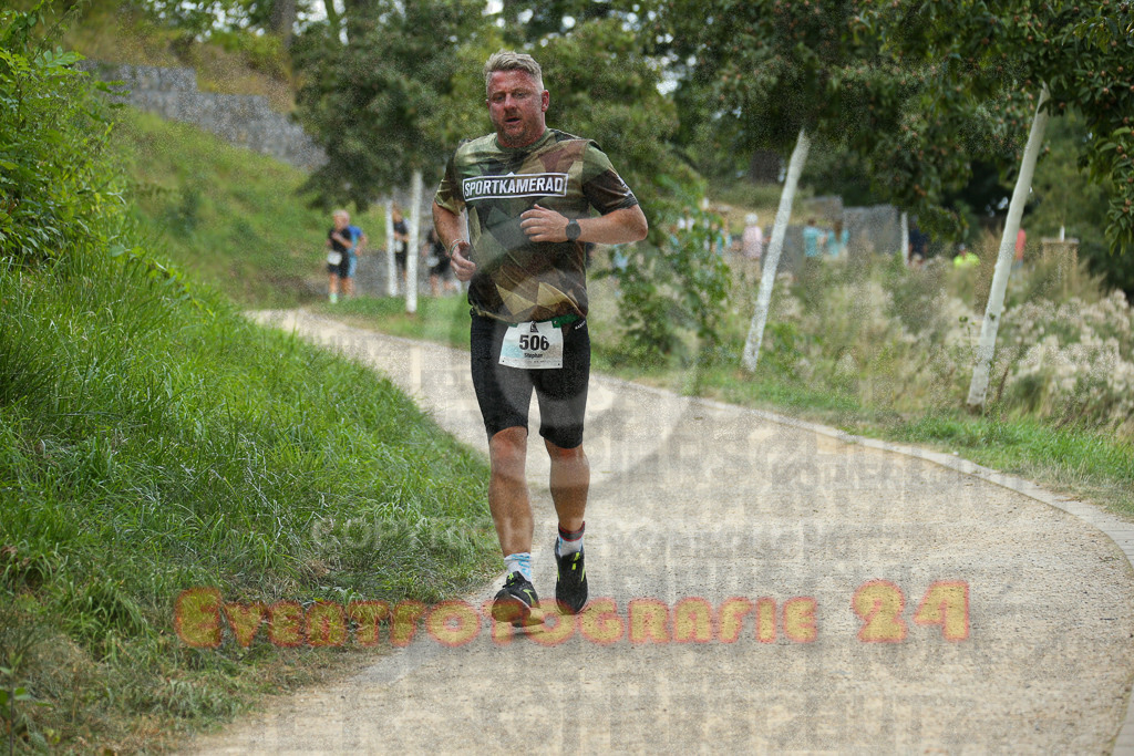250824_1404_EX1_4883 | Sportfotografie im Rhein-Sieg Kreis, Köln, Bonn, NRW, Rheinland Pfalz, Hessen, etc. Unser Tätigkeitsfeld umfasst den Laufsport vom Volkslauf über den Marathon, Duathlon, Triathon bis zum Ultralauf wie Kölnpfad Ultra oder Schindertrail.