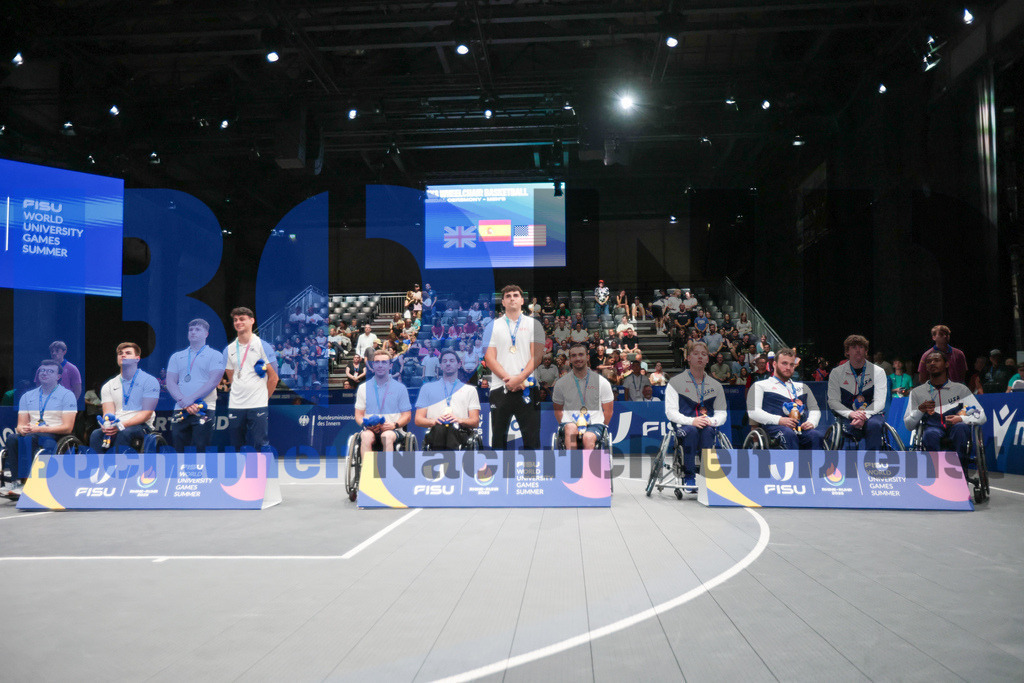 SES_RRG3x320250720-291 | bond - Realisiert mit Pictrs.com