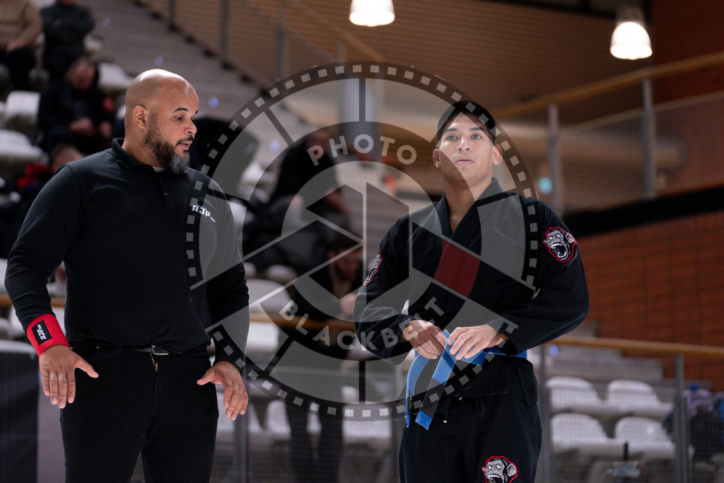 20241013PBB0771 | Athletes compete during the AJP Tour Europe Continental Jiu-Jitsu Amateurs & Masters Championship on October 13, 2024 in Almere near Amsterdam, Netherlands. © Chiara Dazi / photoblackbelt