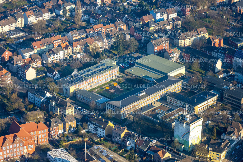 Hamm250201365Mitte | Luftbild, FLBK Friedrich-List-Berufskolleg Hamm und Eduard-Spranger-Berufskolleg, Sonnensegel im Innenhof und Solardach, Hochbunker am Vorheider Weg, Mitte, Hamm, Ruhrgebiet, Nordrhein-Westfalen, Deutschland