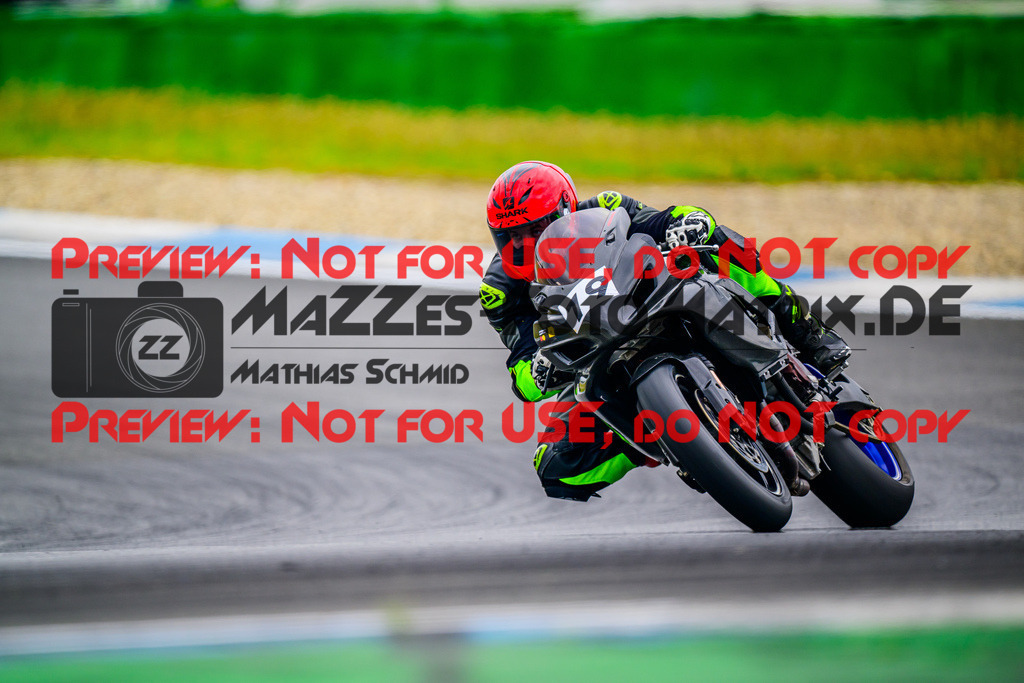 MaZZes_FotoMatrix_240614_6007705_7723 | GELB