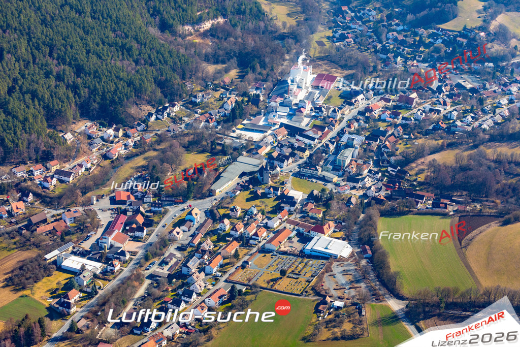 Das Luftbild der Stadt Weissenbrunn wurde 2019 vom Flugzeug heraus erstellt (keine Drohne) Aufnahmehöhe ca.400 Meter- hohe Auflösung- beste Druck-Qualität garantiert!
