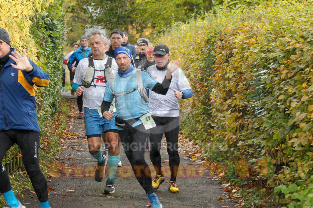 251026_1006_EV4_4195 | Sportfotografie im Rhein-Sieg Kreis, Köln, Bonn, NRW, Rheinland Pfalz, Hessen, etc. Unser Tätigkeitsfeld umfasst den Laufsport vom Volkslauf über den Marathon, Duathlon, Triathon bis zum Ultralauf wie Kölnpfad Ultra oder Schindertrail.