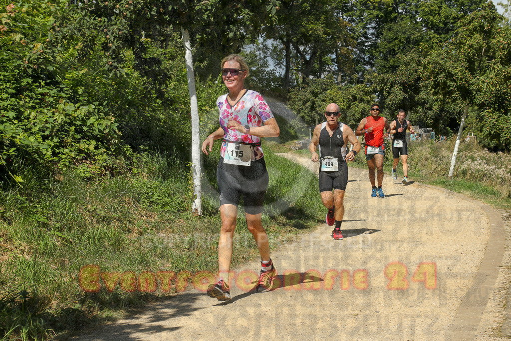 250824_1233_EX1_9725 | Sportfotografie im Rhein-Sieg Kreis, Köln, Bonn, NRW, Rheinland Pfalz, Hessen, etc. Unser Tätigkeitsfeld umfasst den Laufsport vom Volkslauf über den Marathon, Duathlon, Triathon bis zum Ultralauf wie Kölnpfad Ultra oder Schindertrail.