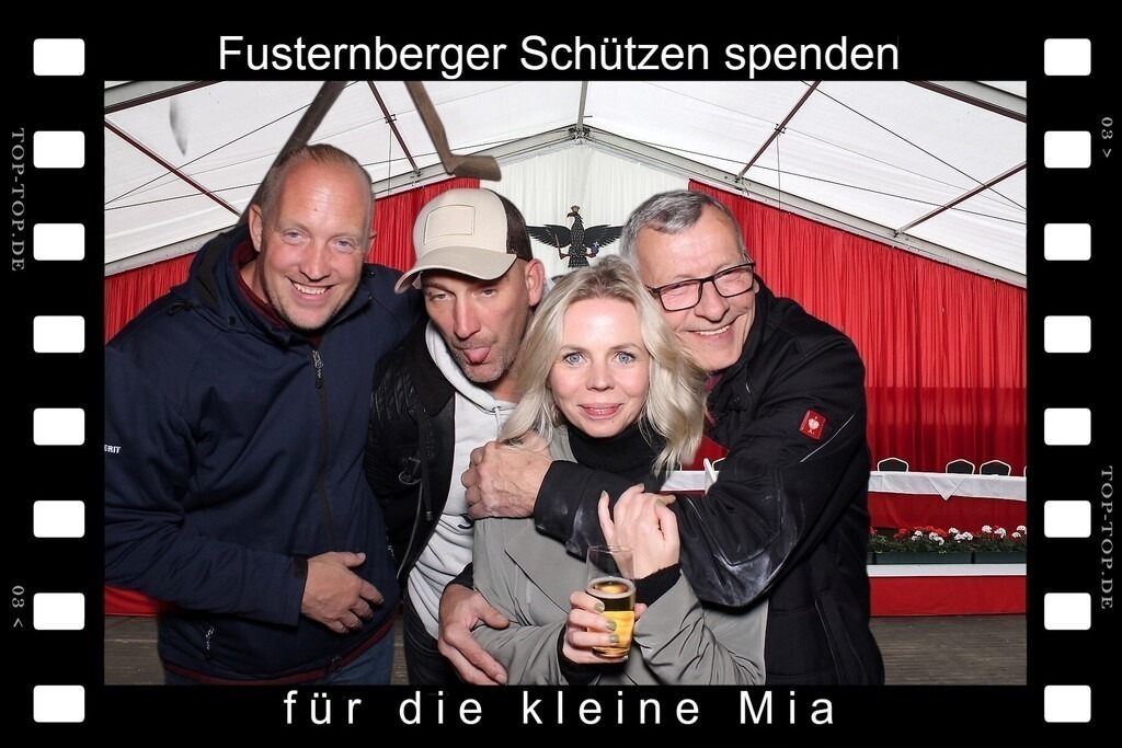 top-top.de 240928-089 | Foto, Video, Fotografie, Videografie, Fotobox, DJ, Discjockey, Musik, Musikbox, Veranstaltung, Photobooth, Amazon, Ebay, Buchtipp, Bestseller, Autor, Verlag, Buch, Wesel, Hamminkeln, NRW, Dinslaken, Rees, Drohne, Hochzeit, Party, Fotobox, Wesel, Fotograf