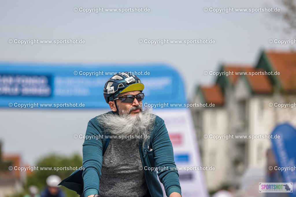 VJ__9254 | Neusiedlersee Radmarathon 2026@sportshot_your_pictrs #yourpictures#roadtowm2029 #nrm #neusiedlerseeradmarathon #neusiedlersee #neusiedlerseetourismus #burgenland #mörbisch #nrm26 #burgenlandtourismus #voglundco #poweredbyburgenlandtourismus #radsport #rad #marathon #ucigranfondo #visitburgenland #ucigranfondoworldseries