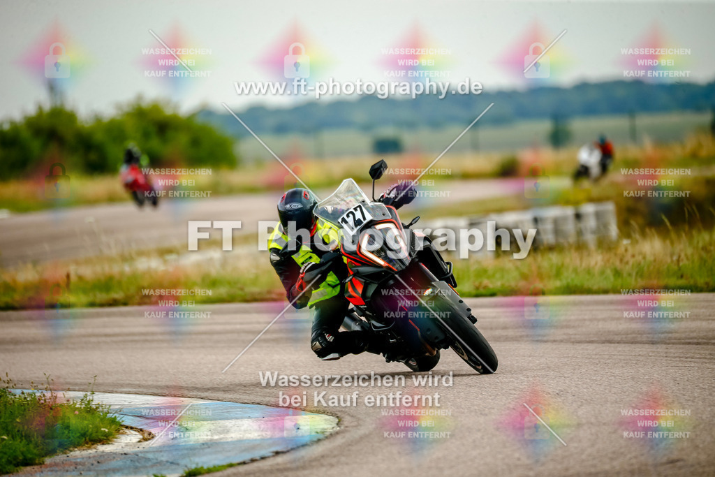 Chambley Juli-2198 | Hier findet Ihr Bilder von Touristenfahrten auf der Nürburgring Nordschleife oder von anderen Veranstaltungen die ich besucht habe. Viel Spass beim Durch Schauen 