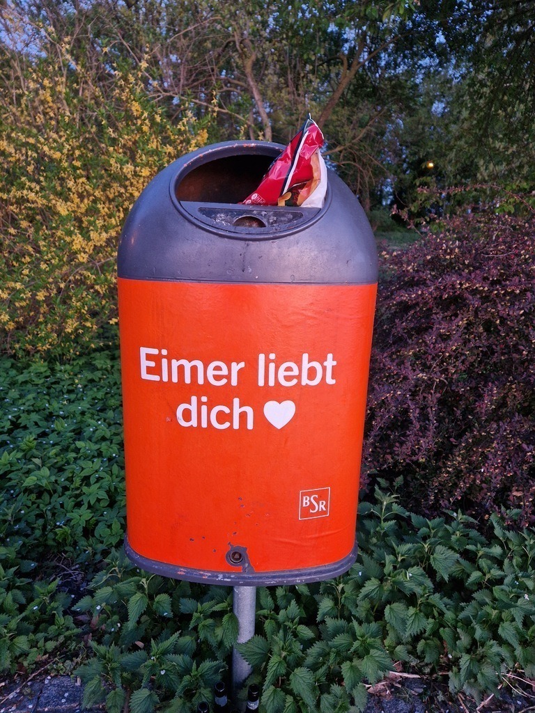 20250421_203754 | Annaeherungen - Realisiert mit Pictrs.com