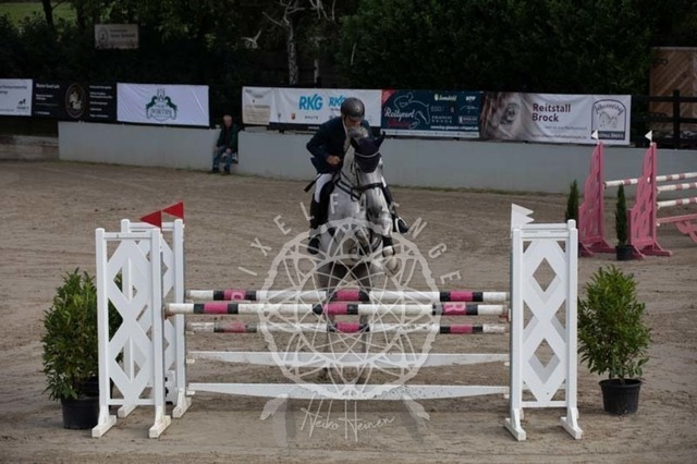 2B4A2040 | pixelfaenger - Realisiert mit Pictrs.com