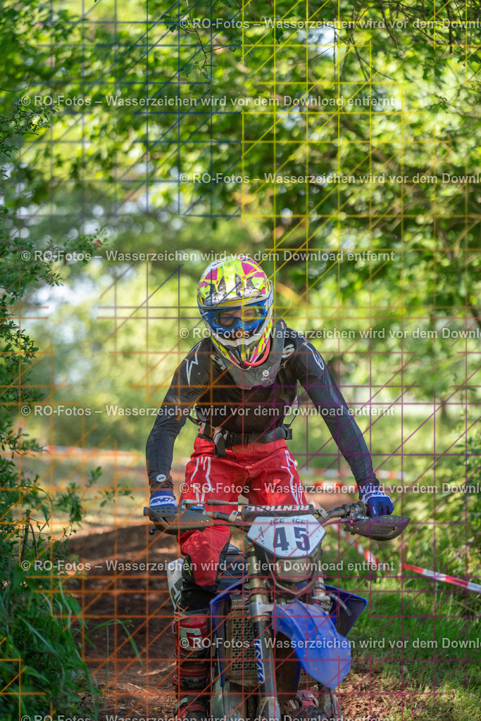Wolfshausen 3 Lauf -1571 | Sportfotografie von RO-Fotos: Motorsport, Motocross, Enduro, Laufveranstaltungen und Triathlon. Professionelle Fotos von Sportlern und Events. - Realisiert mit Pictrs.com