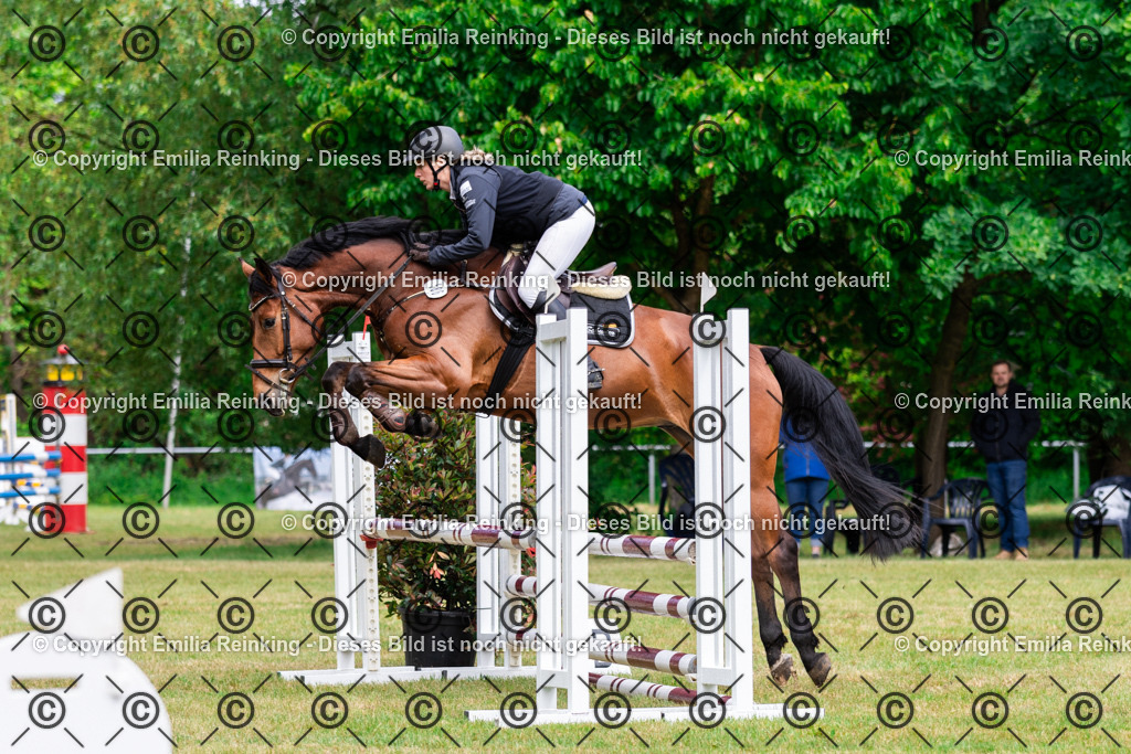 CL5A5597 | Emilia Reinking Fotografie - Realisiert mit Pictrs.com