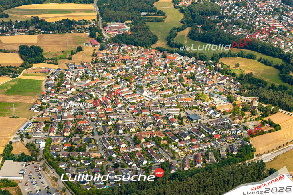 Aktuelles Luftbild von Kleinschwarzenlohe Wendelstein - Die Luftaufnahme wurde 2022 mittels UL-Flugzeug erstellt ( keine Drohne ) - hochauflösende Kamera-Systeme von  Canon -Beste Qualität - Für grossformatige Ausdrucke geeignet. Die Geschenkidee !
