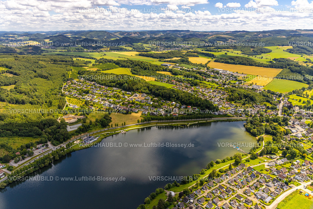 Sundern240708890 | Luftbild, Sorpesee Vorbecken und Goldbäckerei Grote GmbH &amp; Co. KG Restaurant, Wohngebiet und Ortsansicht Amecke, Hügellandschaft und Blick ins Sauerland, Amecke, Sundern, Sauerland, Nordrhein-Westfalen, Deutschland