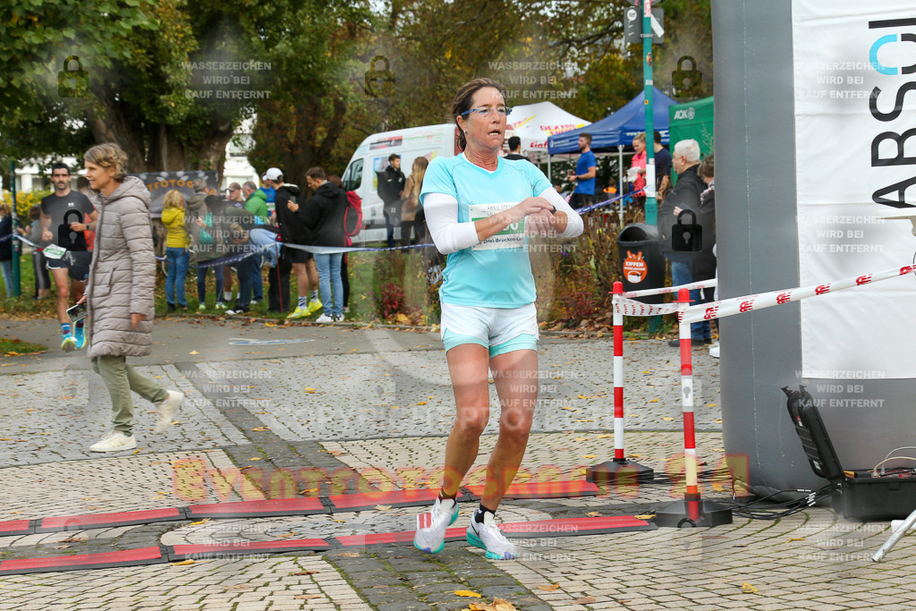 241020_1059_EX1_0576 | Sportfotografie im Rhein-Sieg Kreis, Köln, Bonn, NRW, Rheinland Pfalz, Hessen, etc. Unser Tätigkeitsfeld umfasst den Laufsport vom Volkslauf über den Marathon, Duathlon, Triathon bis zum Ultralauf wie Kölnpfad Ultra oder Schindertrail.