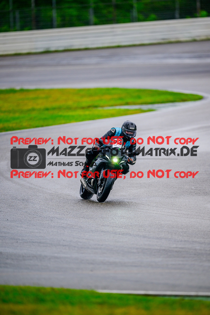 MaZZes_FotoMatrix_240521_6007705_6962 | INST