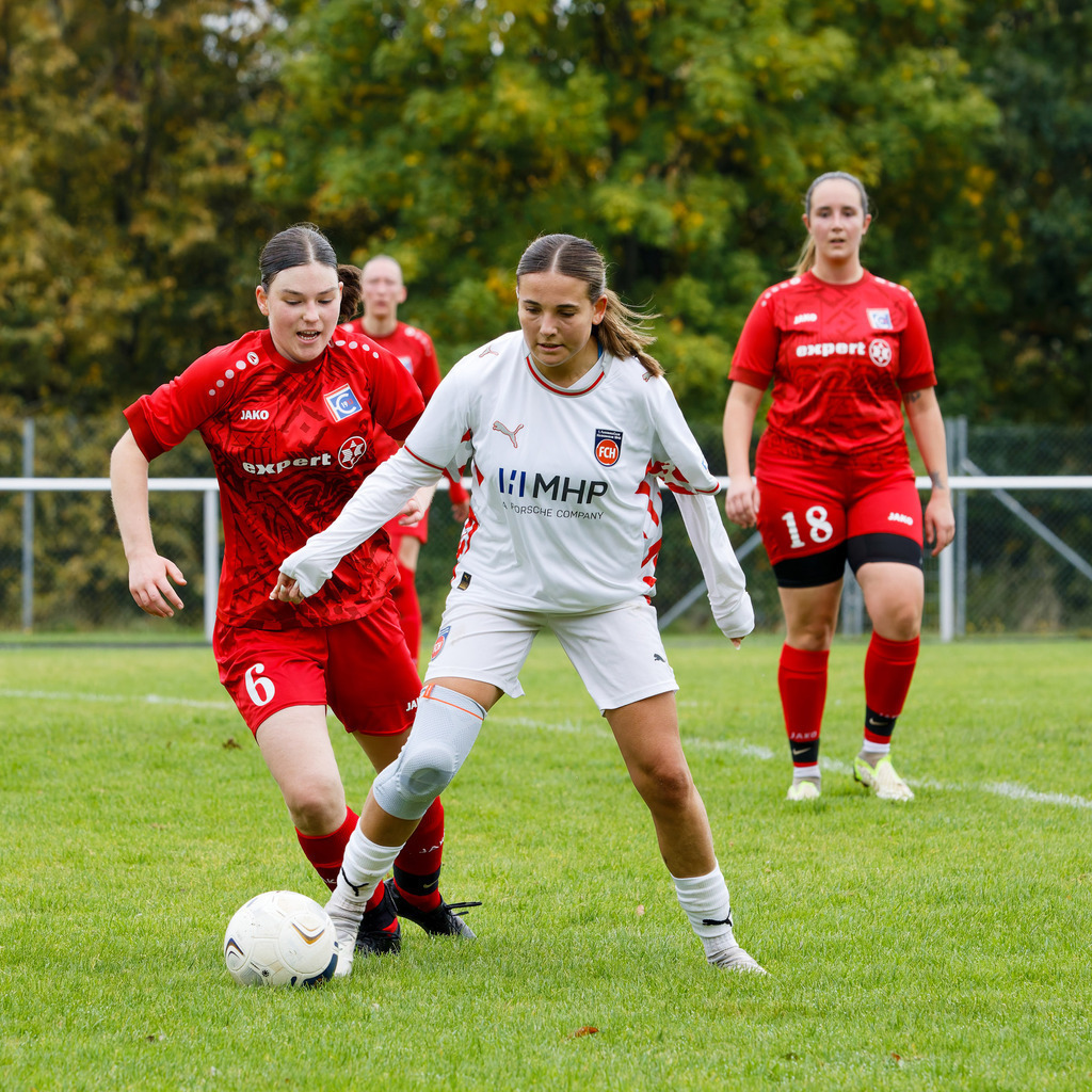 FCEFCH_251012_1885 | Fotopresso – Sportfotografie in Heidenheim & Umgebung. Professionelle Sportfotografie für unvergessliche Momente. Dynamische Action-Shots, emotionale Szenen & hochwertige Bilder. - Realisiert mit Pictrs.com