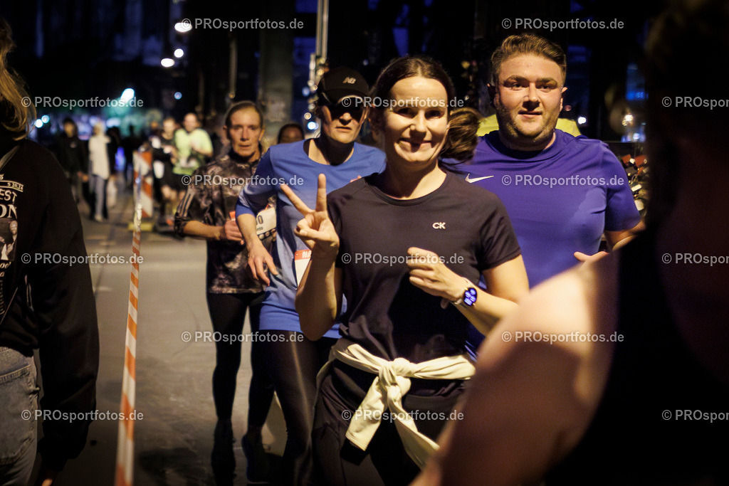 21. Nachtlauf des ASV Köln; Köln, 08.05.24 | Impressionen vom 21. Nachtlauf des ASV Köln am 08.05.24 in der Altstadt von Köln (Deutschland). Foto: BEAUTIFUL SPORTS/Bernd Hoffmann