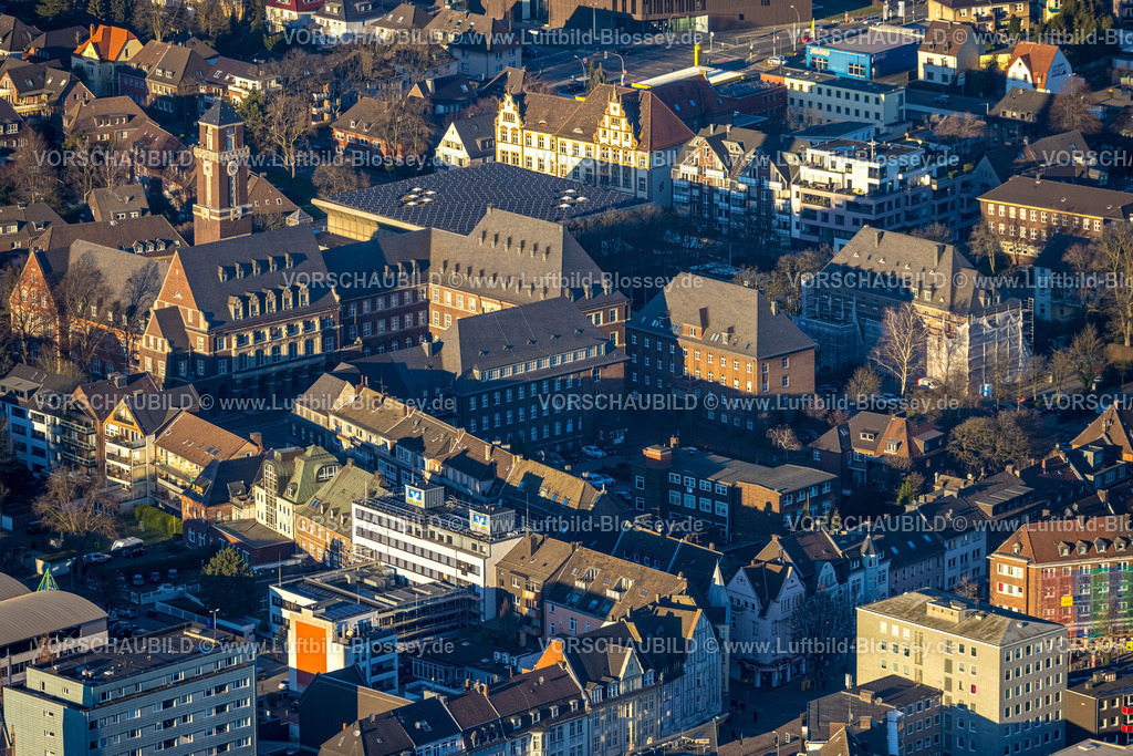 Bottrop230201973 | Luftbild, Rathaus und Rathausturm, Altstadt, Bottrop, Ruhrgebiet, Nordrhein-Westfalen, Deutschland