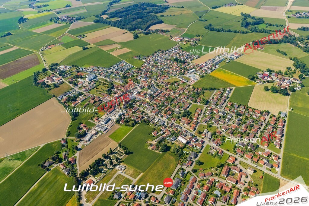 Luftaufnahme von Hartkirchen Pocking Bild- Das Luftbild wurde 2025 vom UL-Flugzeug heraus erstellt ( keine Drohne ) - Hochauflösende Luftaufnahme -Nicht vergleichbar mit Google Maps oder Satelittenbilder- Die Geschenkidee !Mit Lizenz und Bildrechte bestellbar