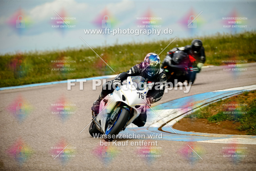 Chambley Juli-2791 | Hier findet Ihr Bilder von Touristenfahrten auf der Nürburgring Nordschleife oder von anderen Veranstaltungen die ich besucht habe. Viel Spass beim Durch Schauen 