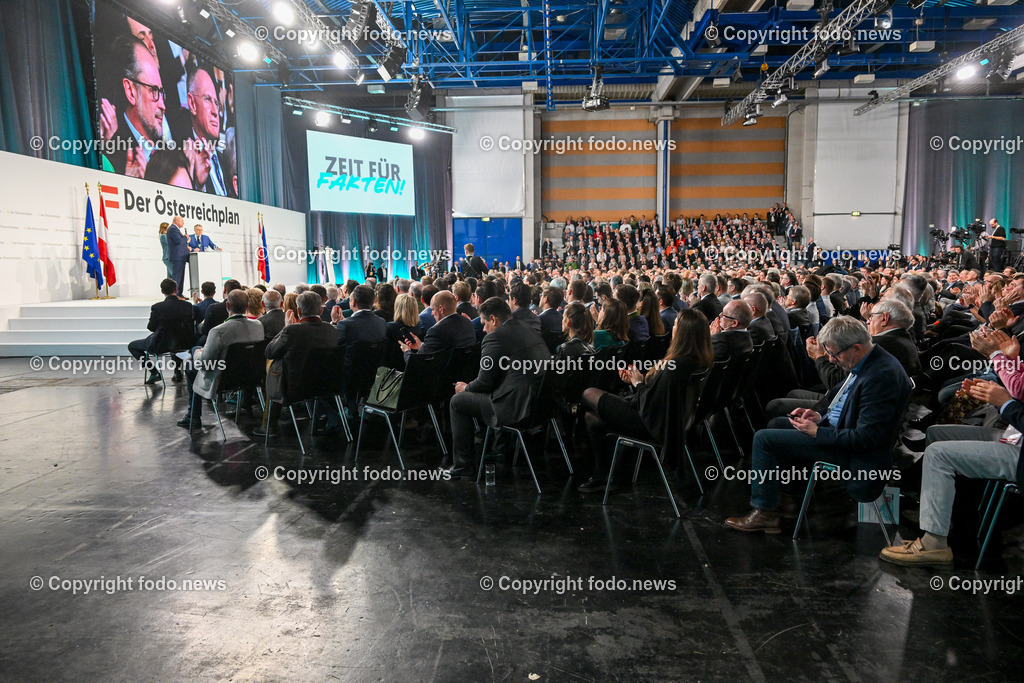Der Oesterreichplan_ OeVP_ Wels_ 26.01.2024-122 | 26.01.2024, Wels, AUT, ÖVP, Der Österreichplan, im Bild Zuschauer, Publikum, ÖVP Parteimitglieder