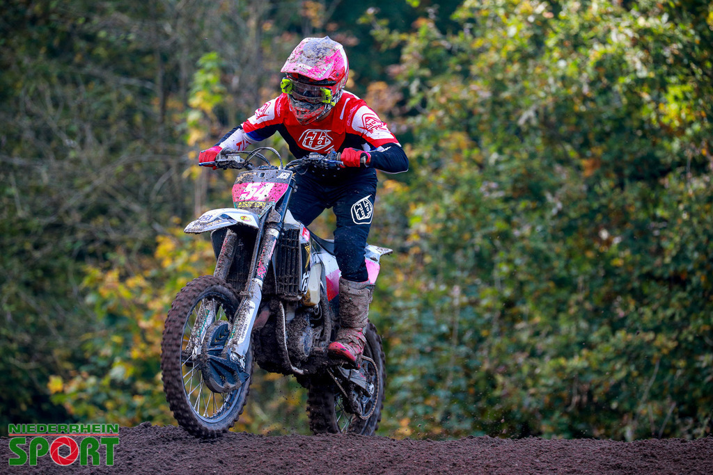 OpenTrack2024_Sonntag_Hobbyfahrer_139 | Bildergalerie von Sport-Ereignissen aber auch von weiteren spannenden Dingen - nicht nur vom Niederrhein. In Anlehnung an den bekannten Spruch von Hanns Dieter Hüsch heißt das Motto: "Niederrhein ist überall".  - Realisiert mit Pictrs.com