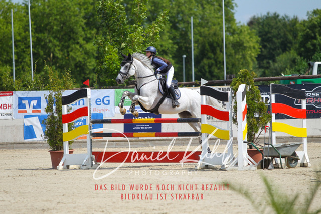 Gut Blee25_Amateuer Stilsprpfg Kl L_0024 | Turniersportfotografie; Pferdefotografie; Dressurfotografie