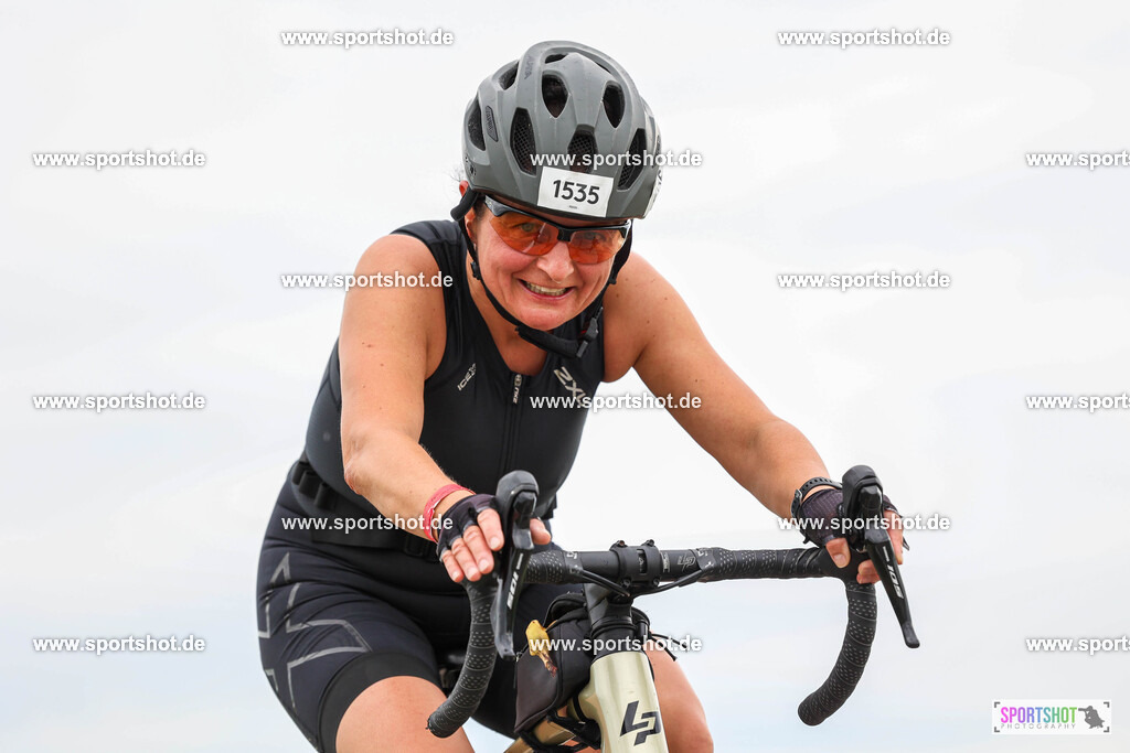 BR8A5425 | Stadttriathlon Erding 2025. #yourpictrs #sportshot_your_pictrs @Sportshotphotography #stadttriathlonerding Copyright: www.sportshot.de