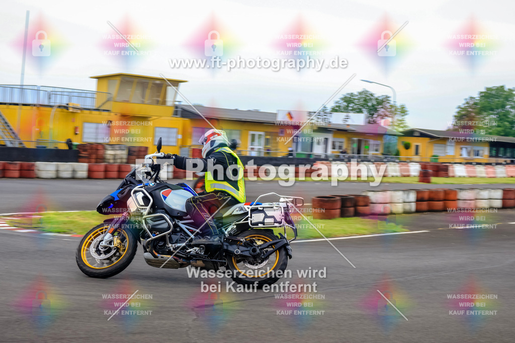 OBK-5709 | Hier findet Ihr Bilder von Touristenfahrten auf der Nürburgring Nordschleife oder von anderen Veranstaltungen die ich besucht habe. Viel Spass beim Durch Schauen 