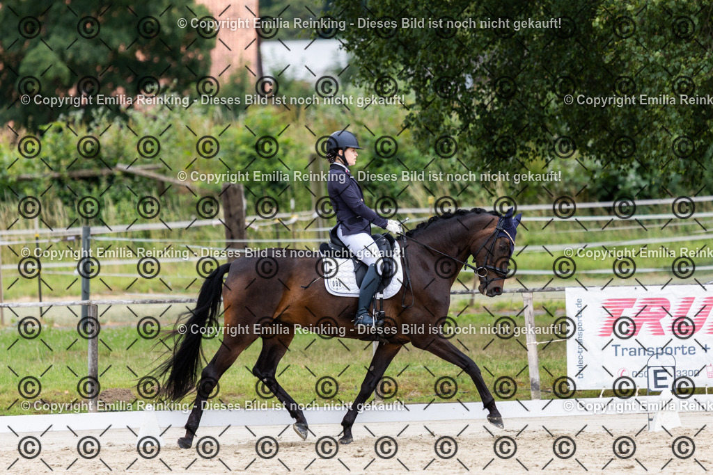 CL5A8040 | Emilia Reinking Fotografie - Realisiert mit Pictrs.com