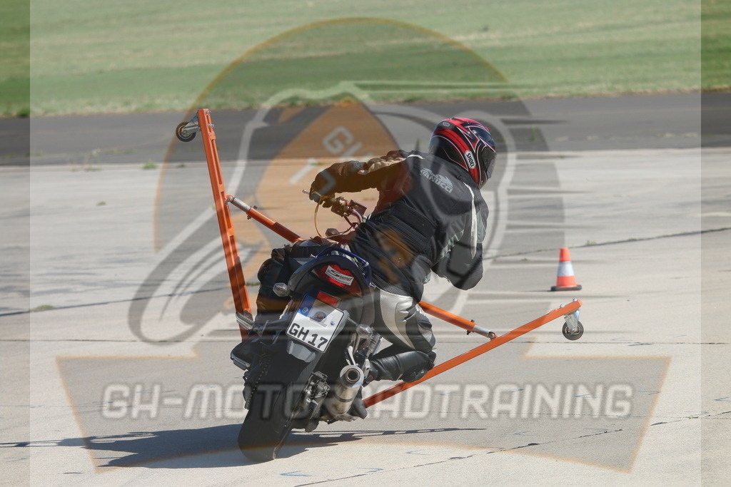 IMG_3715 | gh-motorradtraining-foto.de - Realisiert mit Pictrs.com