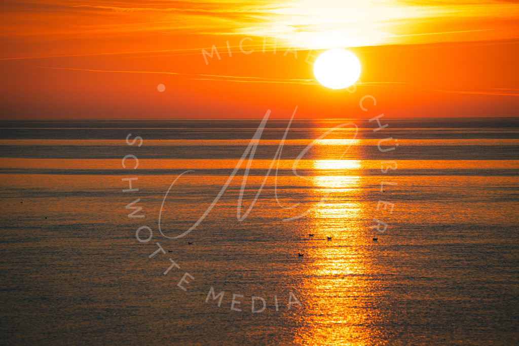 2021-10-08 SPO 54 Grad Sonnenuntergang Kutter - 037 | Die Reflektion der Sonne - Realisiert mit Pictrs.com