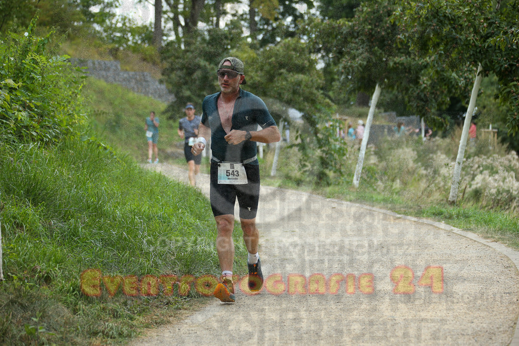 250824_1407_EX1_5055 | Sportfotografie im Rhein-Sieg Kreis, Köln, Bonn, NRW, Rheinland Pfalz, Hessen, etc. Unser Tätigkeitsfeld umfasst den Laufsport vom Volkslauf über den Marathon, Duathlon, Triathon bis zum Ultralauf wie Kölnpfad Ultra oder Schindertrail.