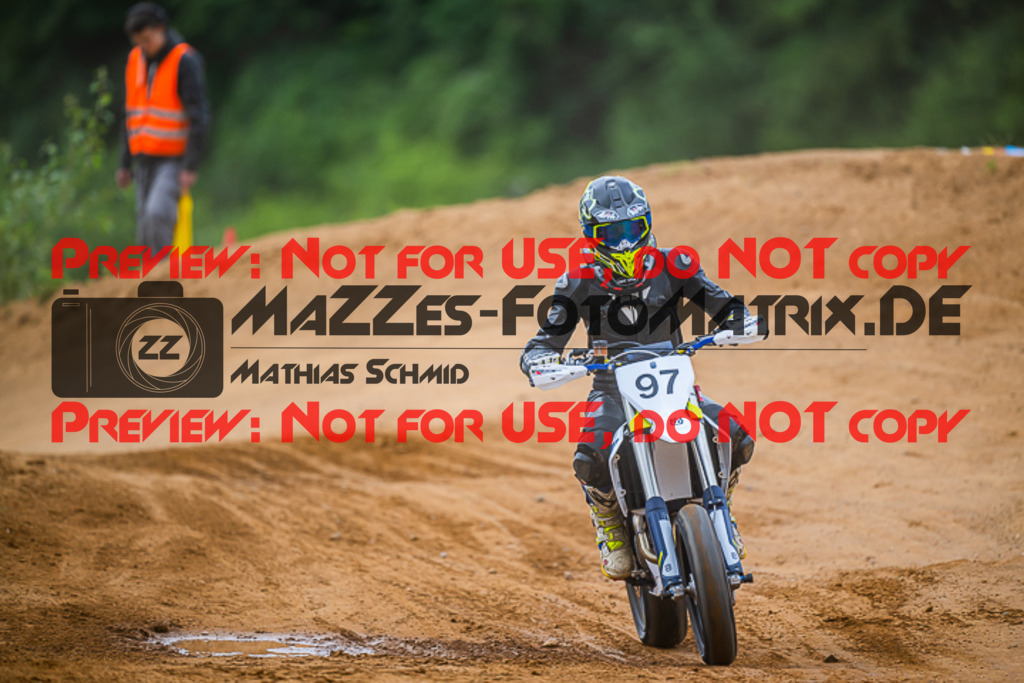 MaZZes_FotoMatrix_220528_6374 | Fotograf Mathias Schmid
Sportfotograf,
Eventfotograf,
Hochzeitsfotograf,
Portraitfotograf