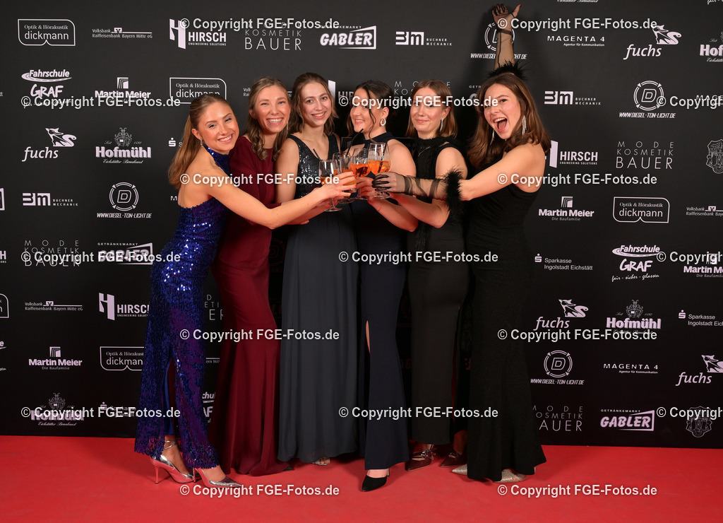 20240127-fge-fotos-0304 | Hofball der FGE am 27.01.2024 im Alten Stadttheater in Eichstätt. - Realisiert mit Pictrs.com